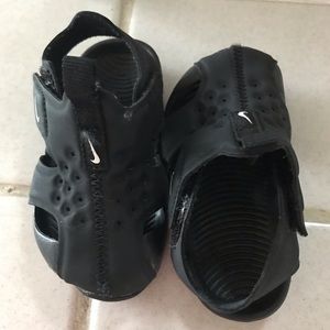 Nike kids sandals